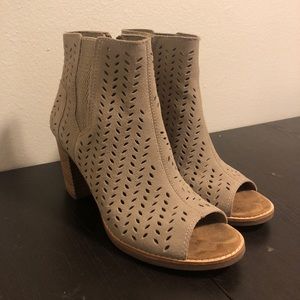 TOMS wedge sandals